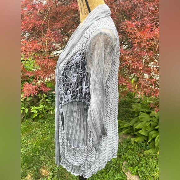 Chico’s Traveler’s Collection Relaxed Fit Boho Crinkled Jacket Size Medium - Picture 3 of 12